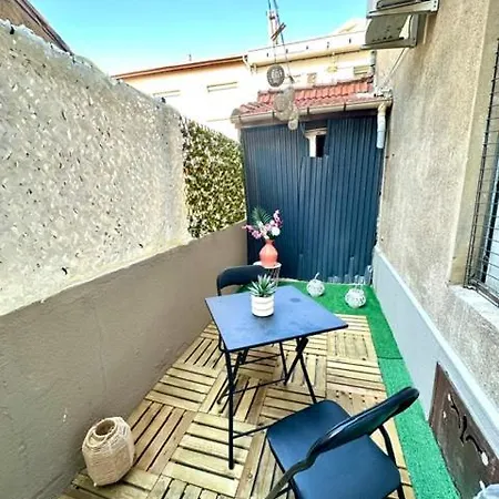 Jolie 2 Pieces Avec Terrasse Au Centre-ville, Proche Gare דירה *